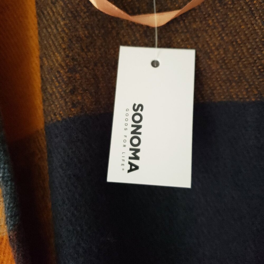 Sonoma Shawl/Wrap/Ruana- one size fits all - Picture 10 of 12